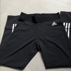 Women’s Full Length Adidas Leggings Size Med NWOT